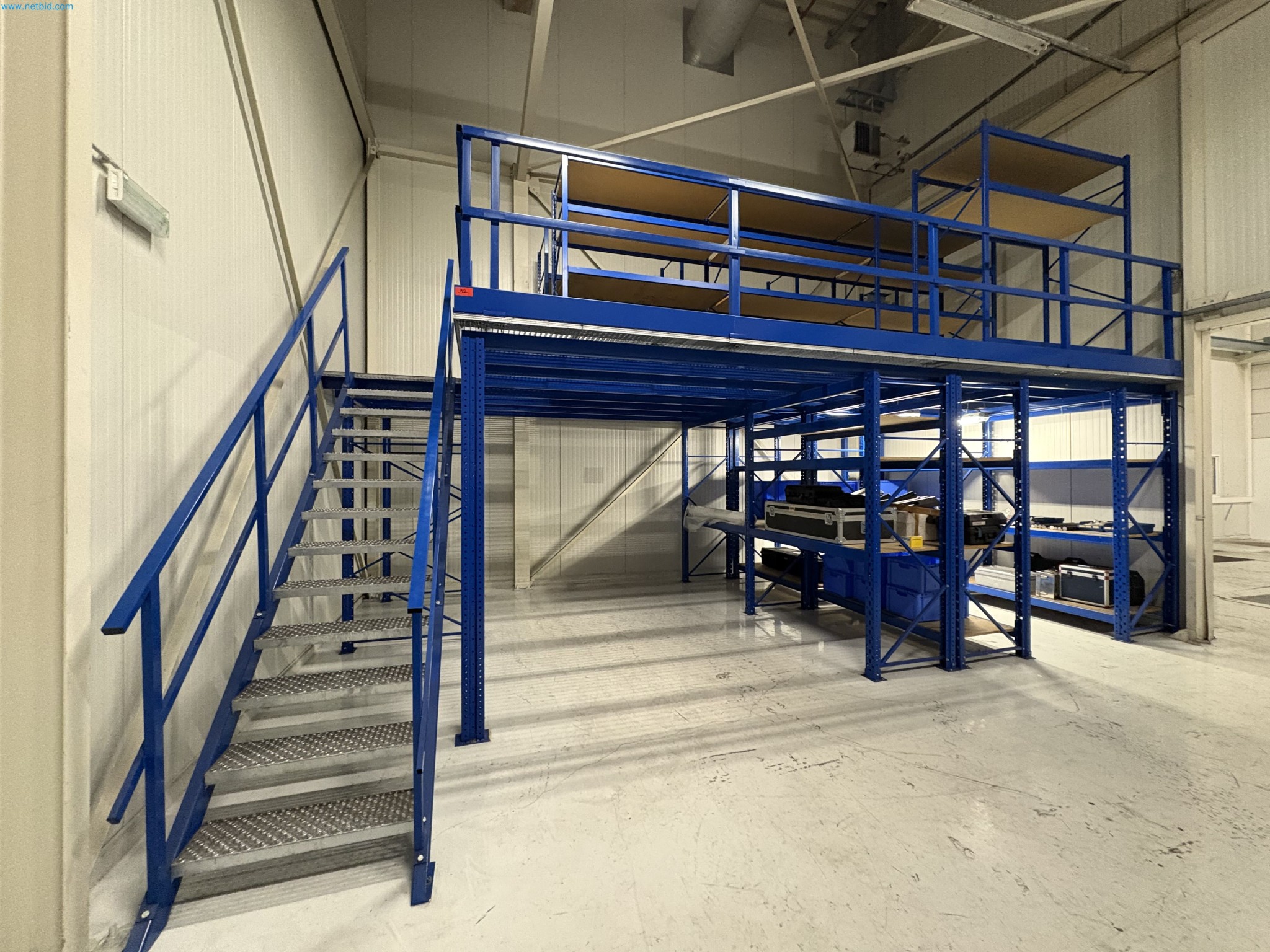 Sprzęt do produkcji samochodów-1