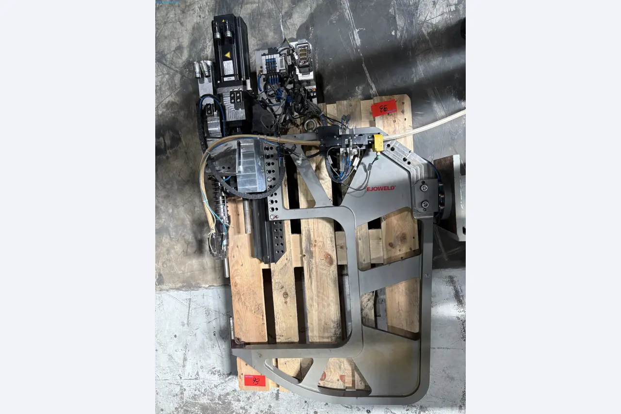 Sprzęt do produkcji samochodów-2