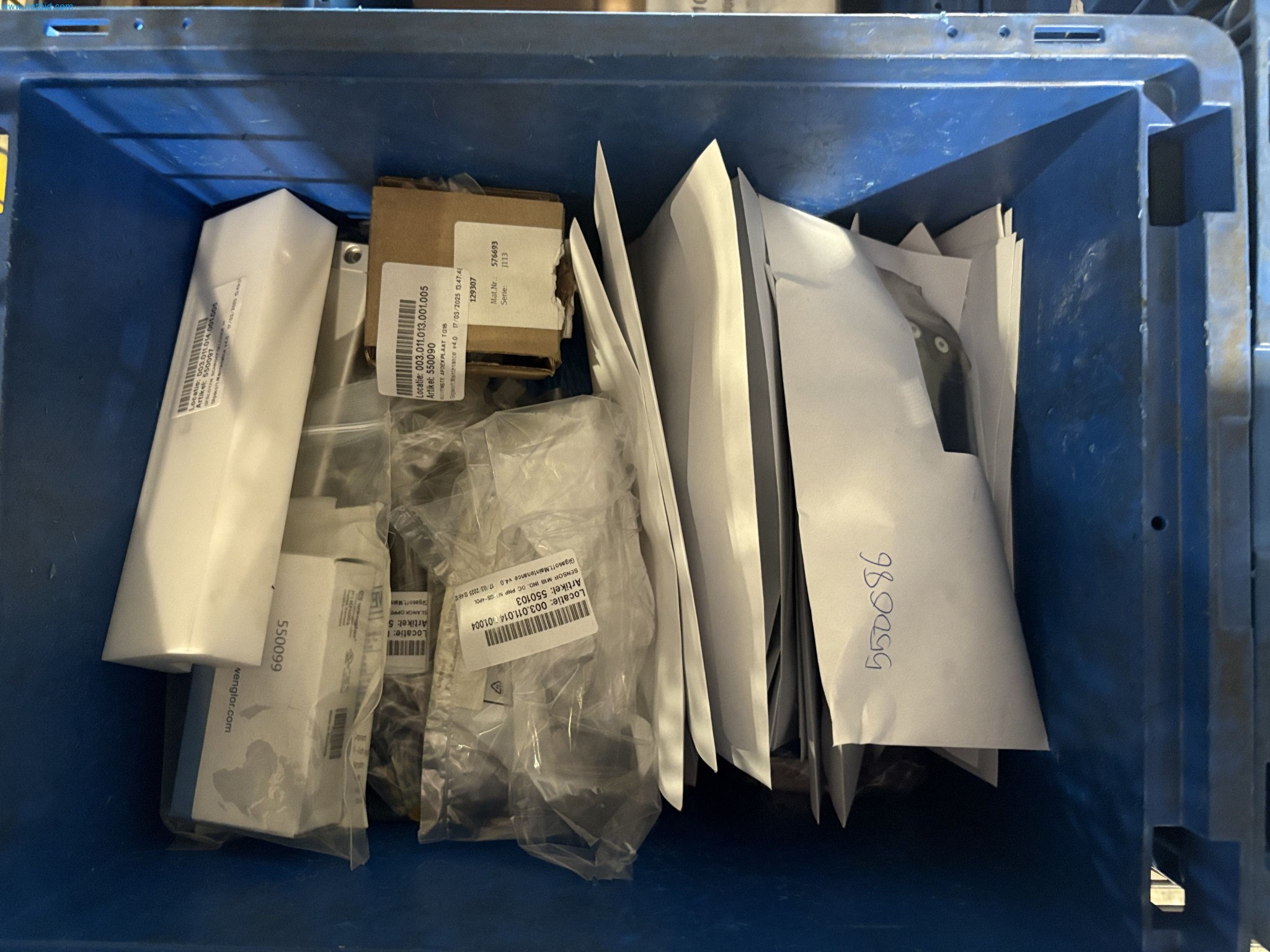 Sprzęt do produkcji samochodów-2