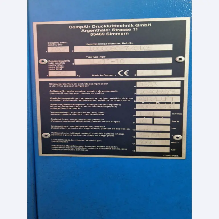 Dobrze utrzymane sprężarki, osuszacze chłodnicze i akcesoria z magazynu-2