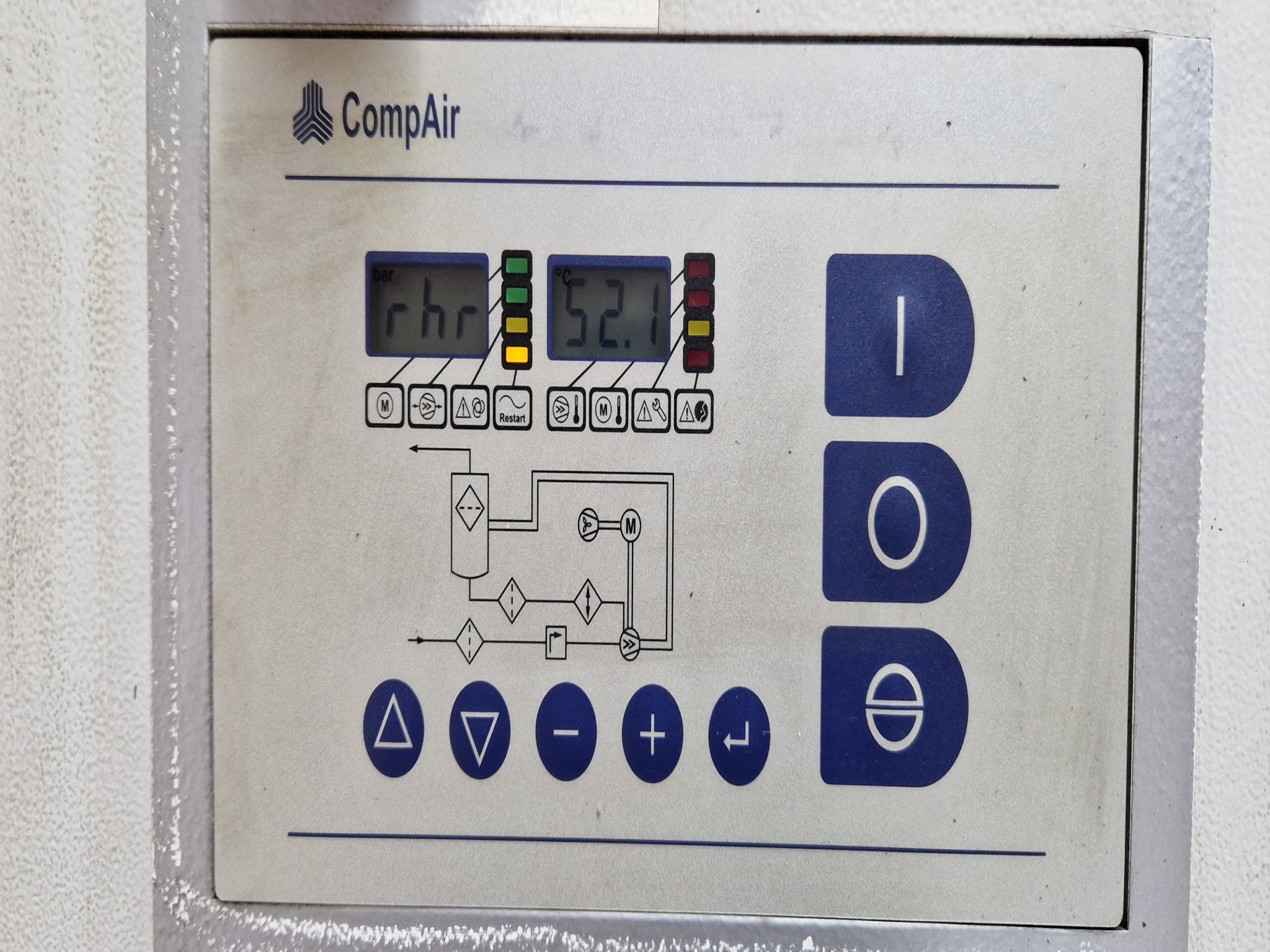 Dobrze utrzymane sprężarki, osuszacze chłodnicze i akcesoria z magazynu-4