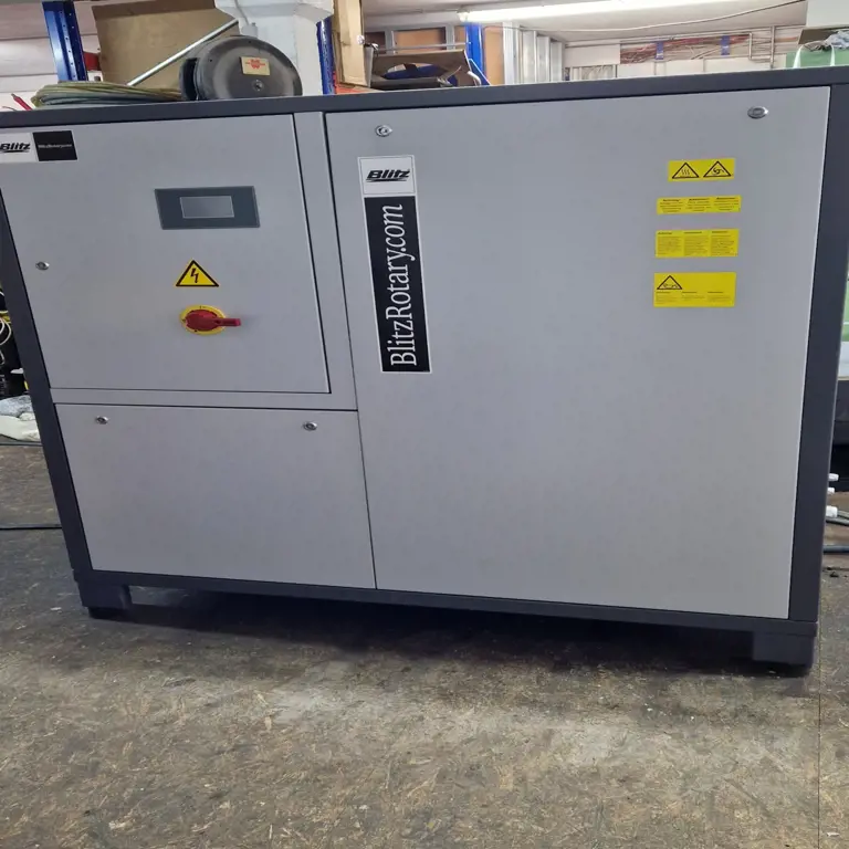 A-K25 Schraubenkompressor drehzahlgeregelt Blitz Monsun Dynamic 15