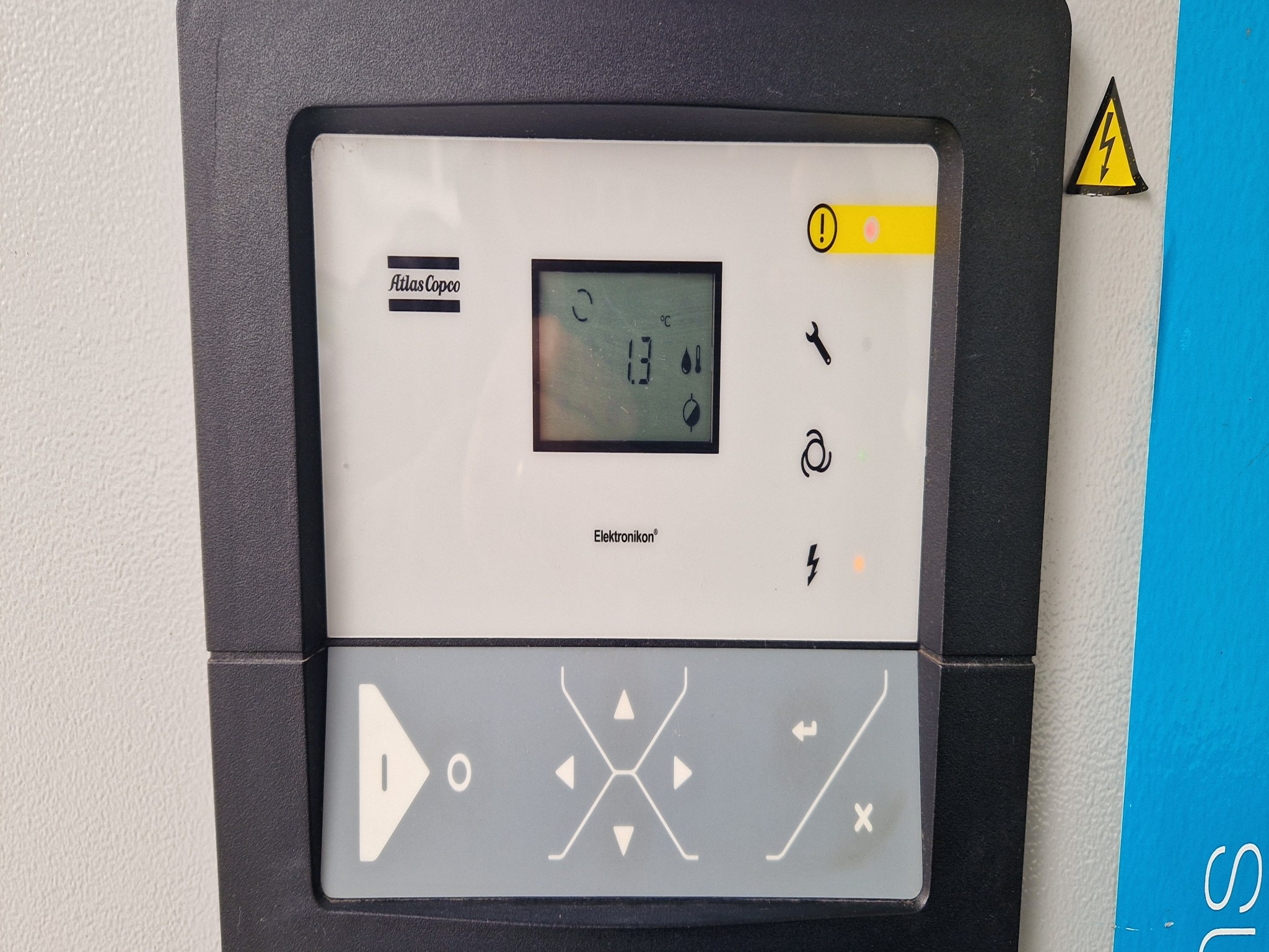 Dobrze utrzymane sprężarki, osuszacze chłodnicze i akcesoria z magazynu-3