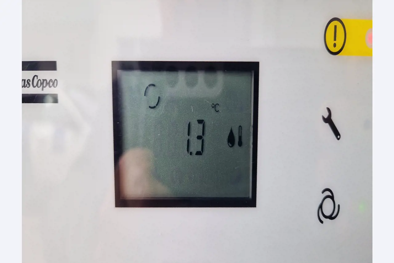 Dobrze utrzymane sprężarki, osuszacze chłodnicze i akcesoria z magazynu-4