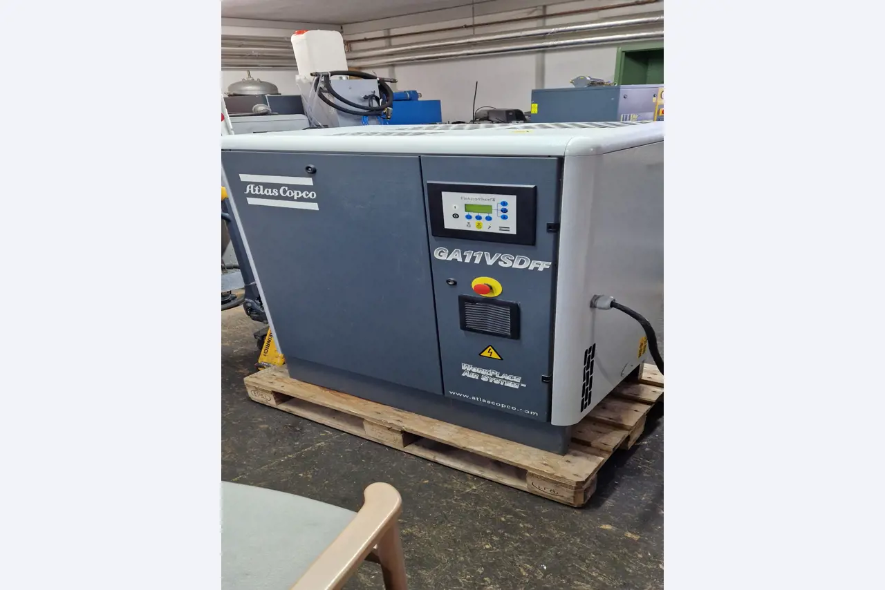 Dobro vzdrževani kompresorji, hladilni sušilniki in dodatna oprema na zalogi-1