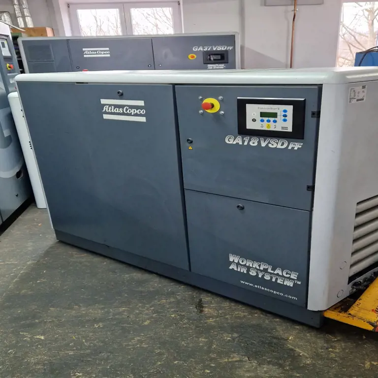A-K6 Schraubenkompressor mit Kältetrockner Atlas Copco GA 18 VSD FF