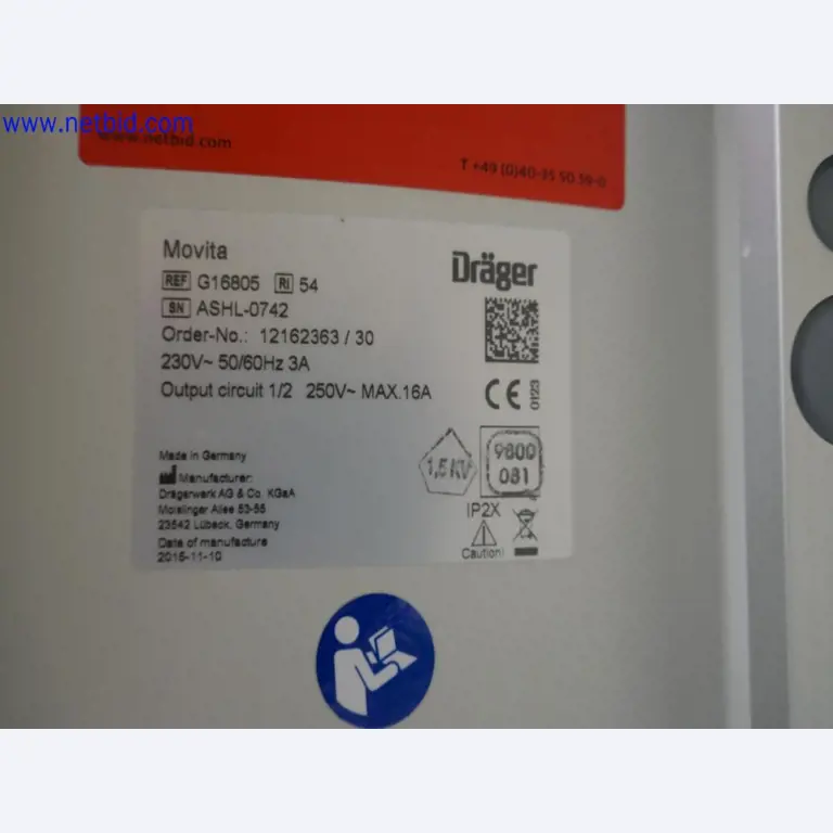 Medizinisch technische Geräte, Einrichtung und Mobiliar eines Krankenhauses-2