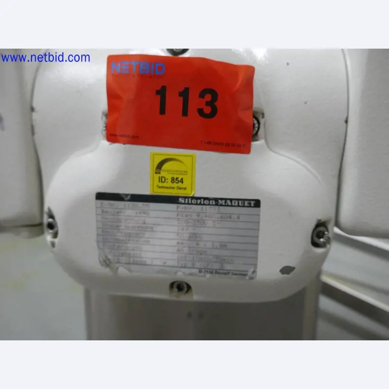 Medizinisch technische Geräte, Einrichtung und Mobiliar eines Krankenhauses-2