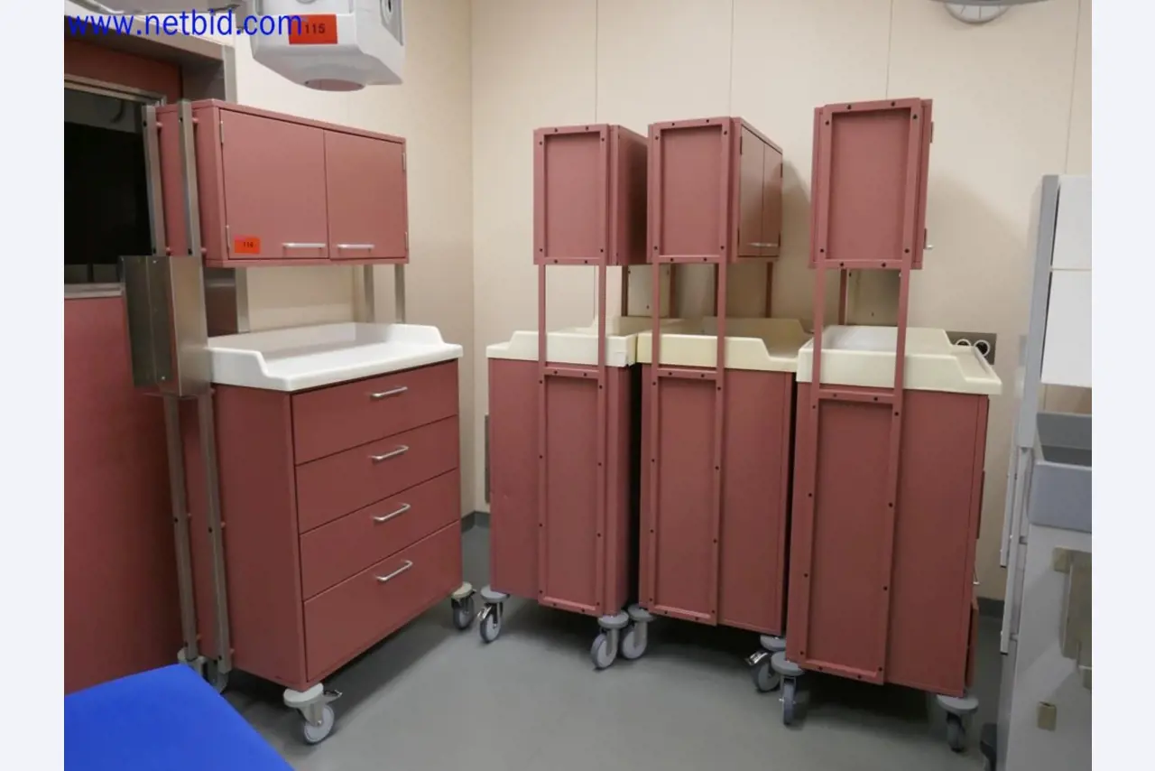 Medyczne urządzenia techniczne, wyposażenie i meble szpitalne-1