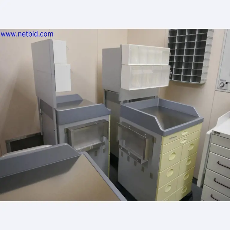 Medyczne urządzenia techniczne, wyposażenie i meble szpitalne-3