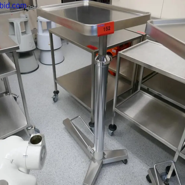 Mobilna toaletka na instrumenty (siostra wyciszająca) Maquet