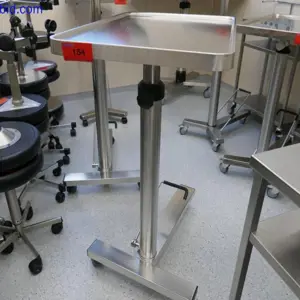 Mobilna toaletka na instrumenty (siostra wyciszająca) Blanco