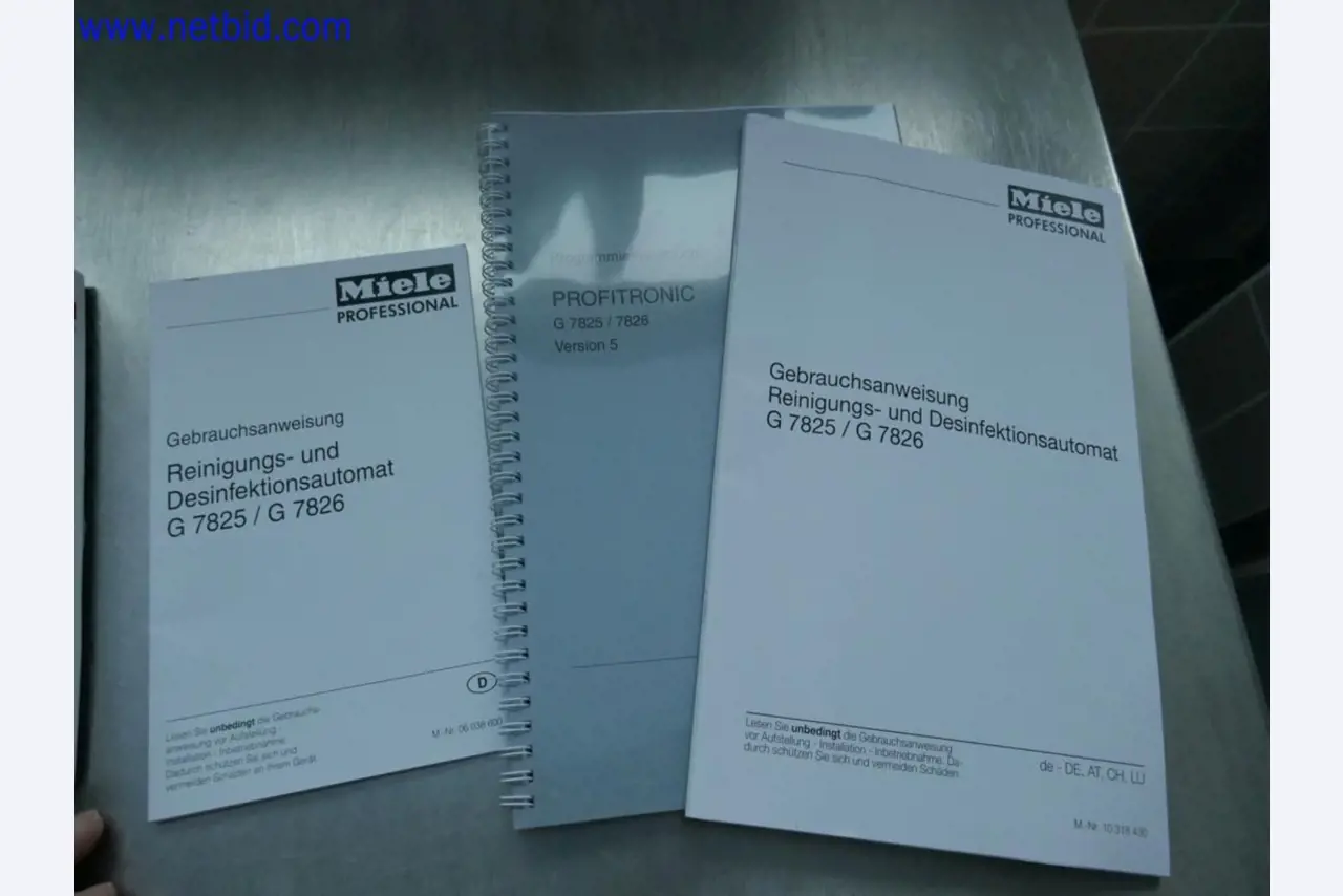 Medyczne urządzenia techniczne, wyposażenie i meble szpitalne-2