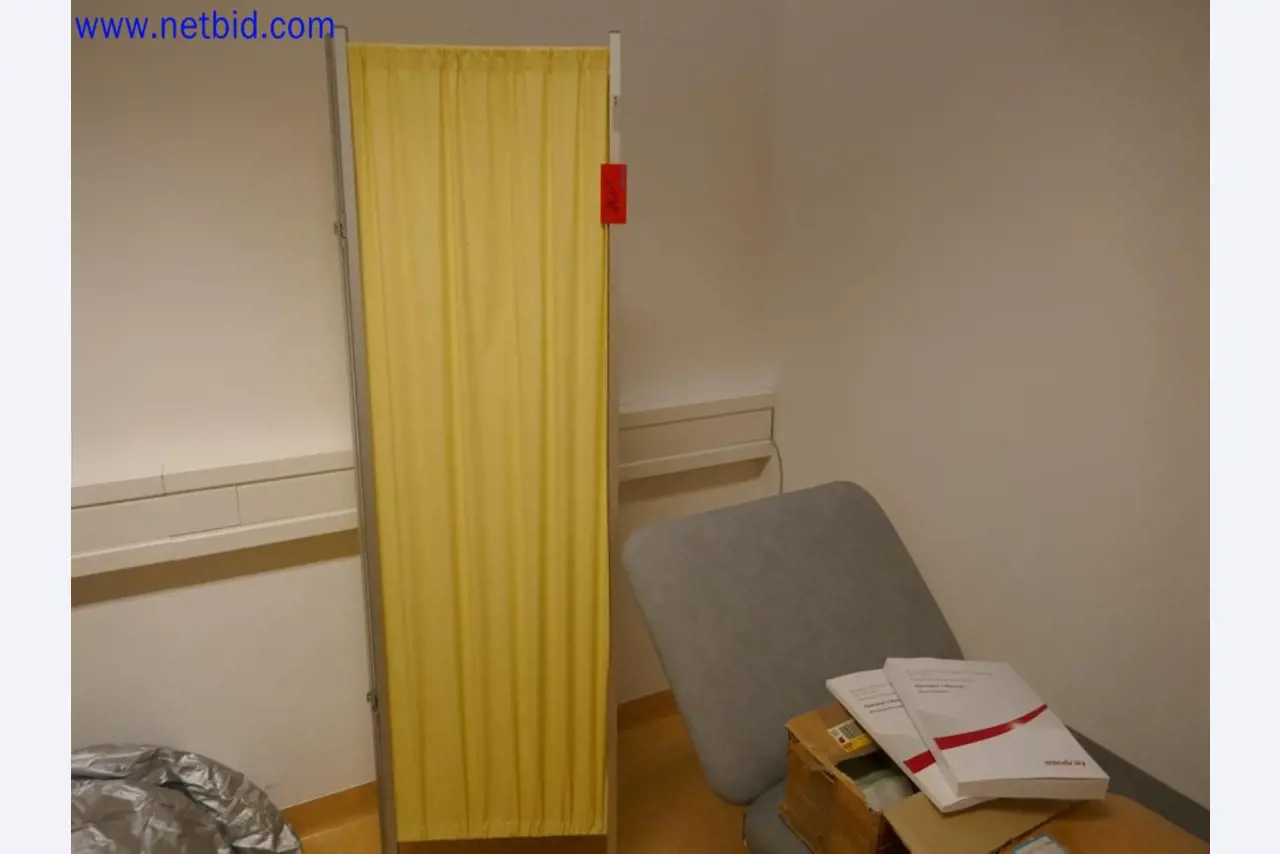 Appareils techniques médicaux, aménagement et mobilier d'un hôpital-2