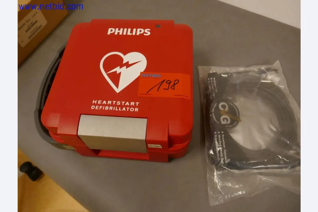 Appareils techniques médicaux, aménagement et mobilier d'un hôpital-5