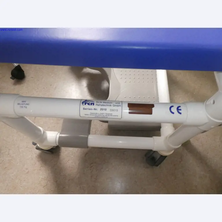 Medyczne urządzenia techniczne, wyposażenie i meble szpitalne-1