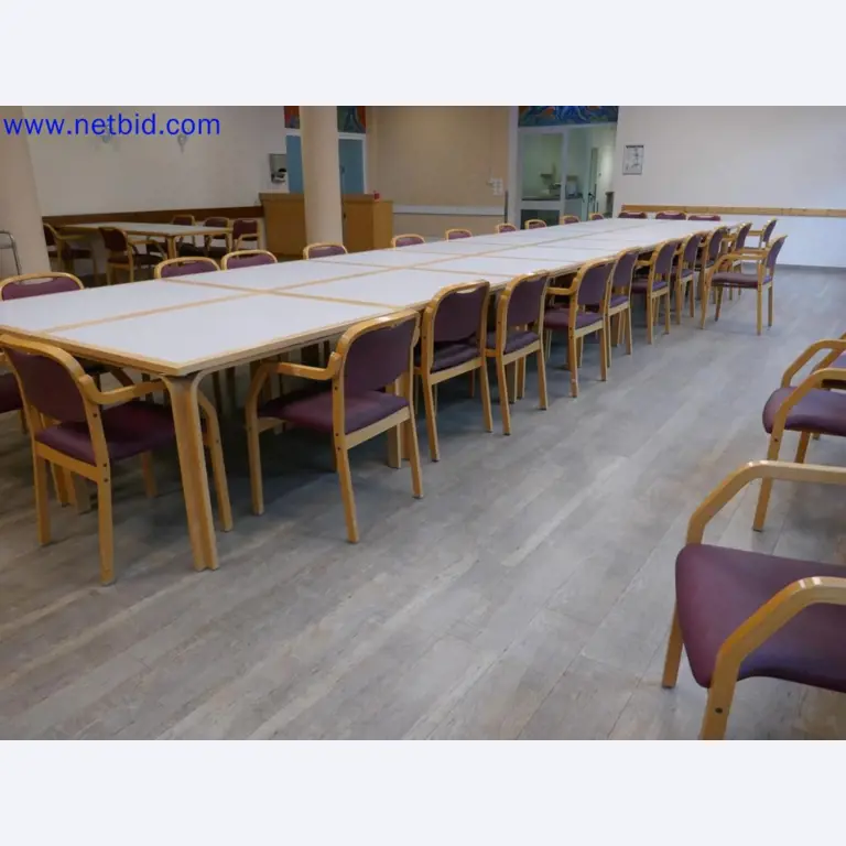 Medyczne urządzenia techniczne, wyposażenie i meble szpitalne-3