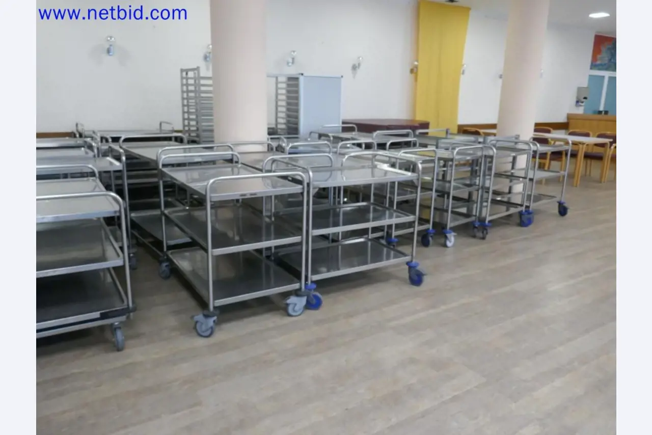 Medyczne urządzenia techniczne, wyposażenie i meble szpitalne-2