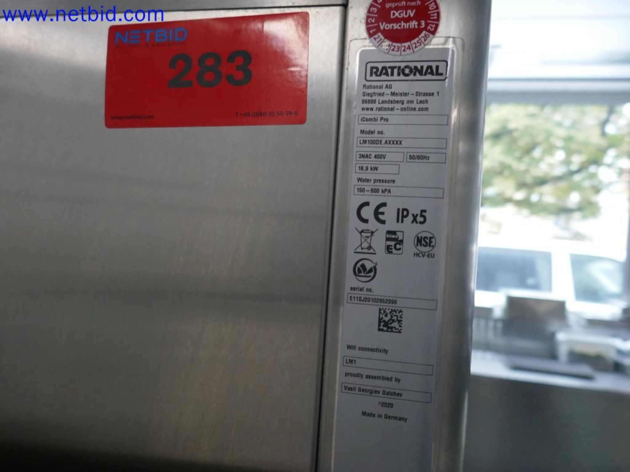 Medyczne urządzenia techniczne, wyposażenie i meble szpitalne-2