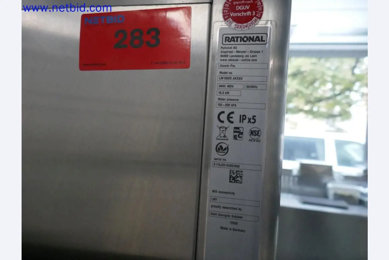 Medyczne urządzenia techniczne, wyposażenie i meble szpitalne-2