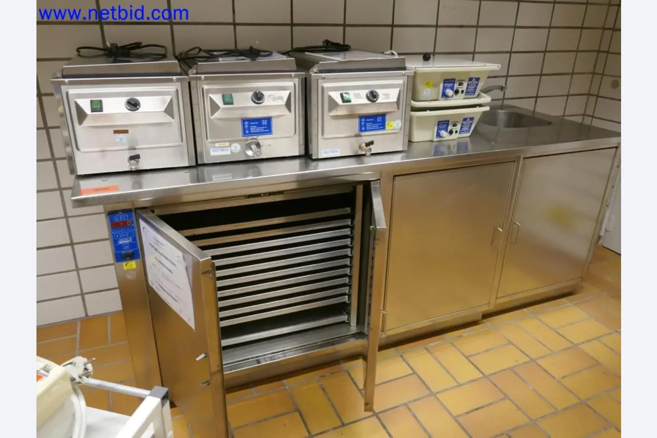 Appareils techniques médicaux, aménagement et mobilier d'un hôpital-2