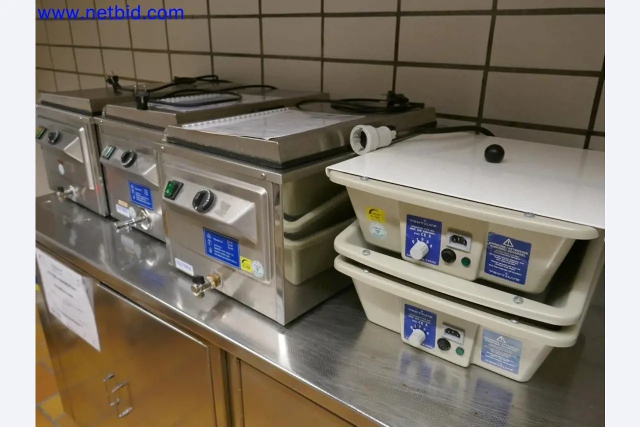 Appareils techniques médicaux, aménagement et mobilier d'un hôpital-5