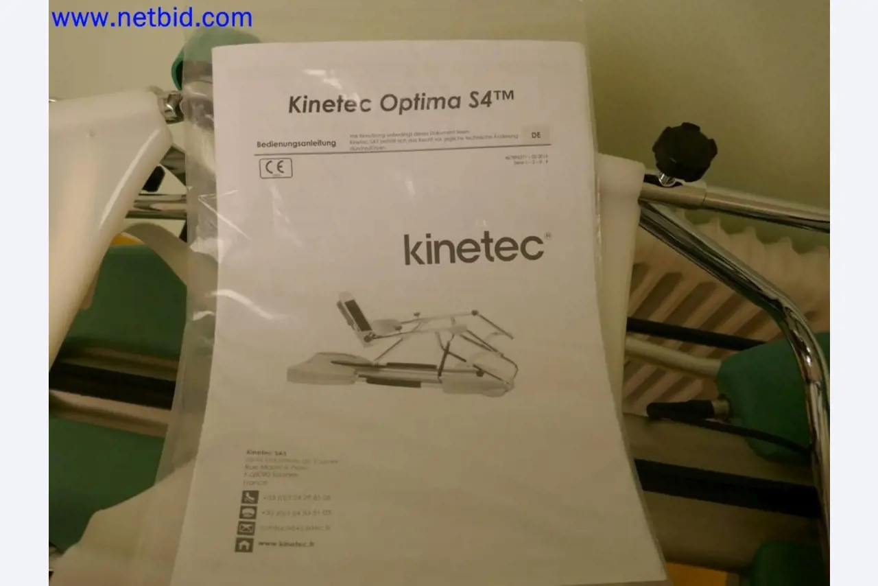 Medyczne urządzenia techniczne, wyposażenie i meble szpitalne-4