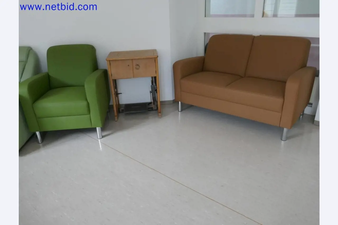 Medyczne urządzenia techniczne, wyposażenie i meble szpitalne-6