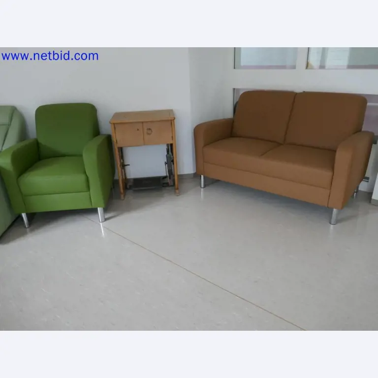 Medyczne urządzenia techniczne, wyposażenie i meble szpitalne-6