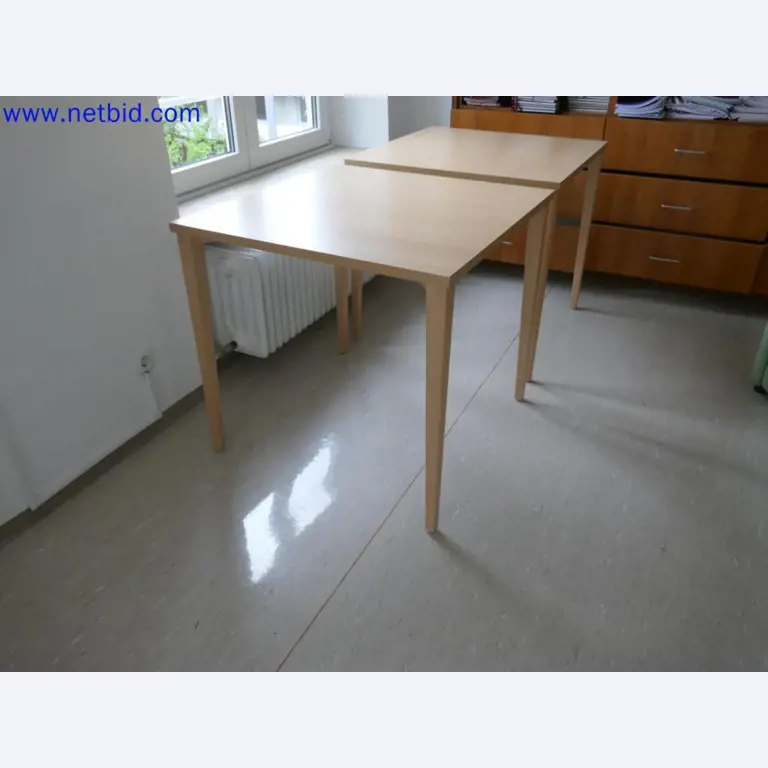 Medyczne urządzenia techniczne, wyposażenie i meble szpitalne-7