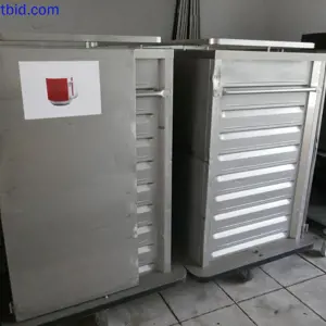 7 Wózek na tace kuchenne