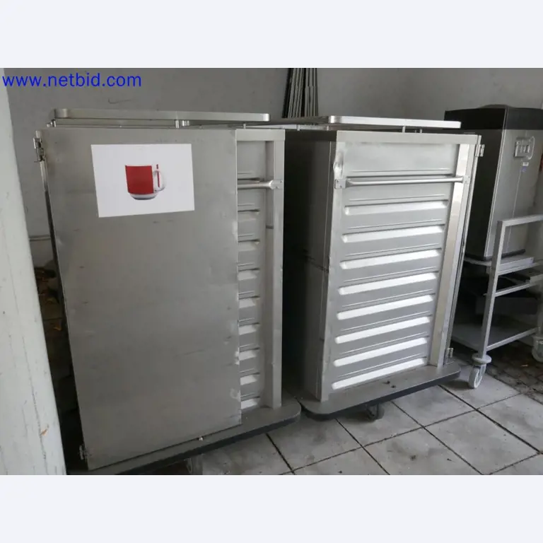 Medyczne urządzenia techniczne, wyposażenie i meble szpitalne-1