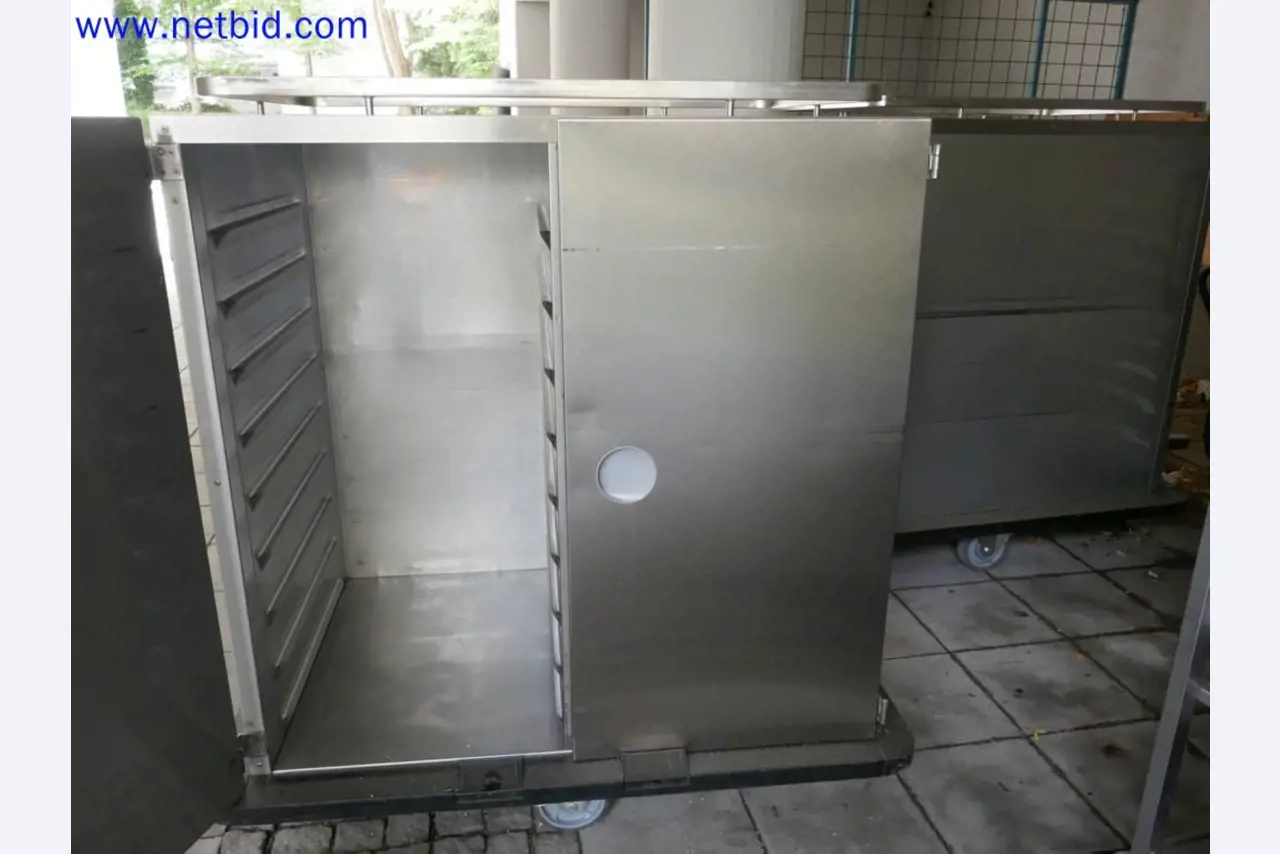 Medyczne urządzenia techniczne, wyposażenie i meble szpitalne-2