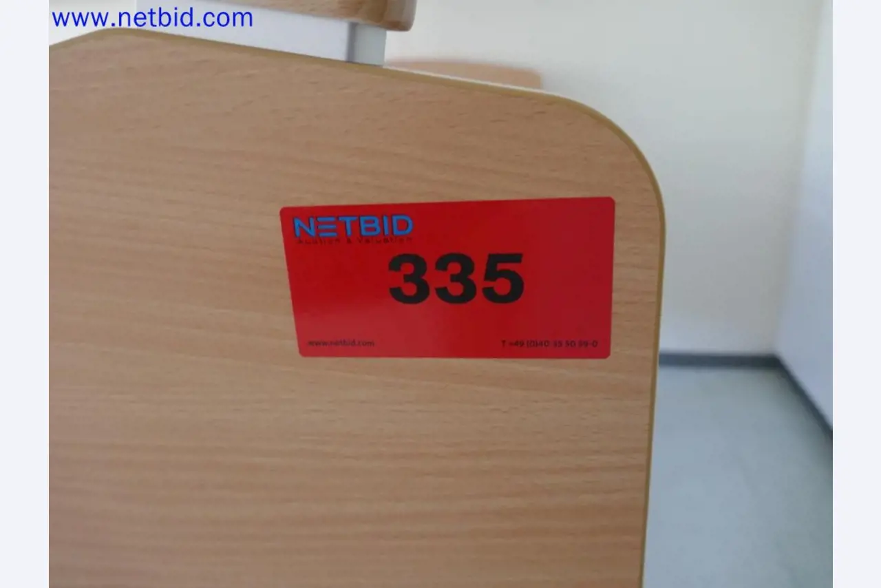 Medyczne urządzenia techniczne, wyposażenie i meble szpitalne-5