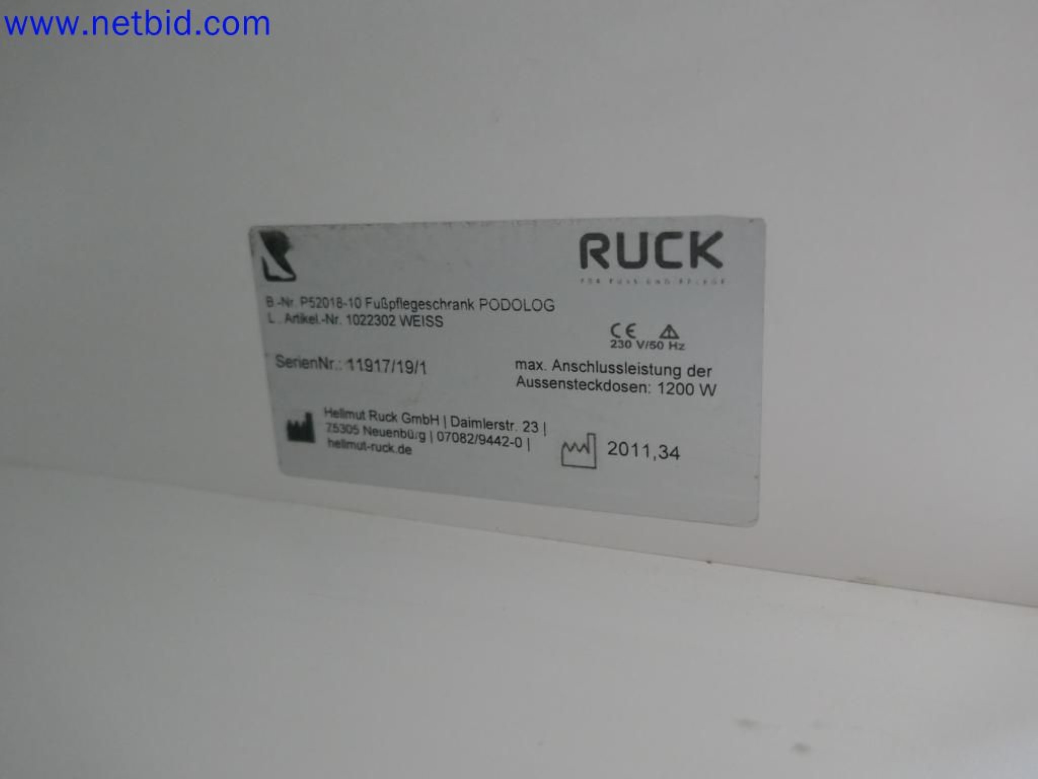 Medizinisch technische Geräte, Einrichtung und Mobiliar eines Krankenhauses-5