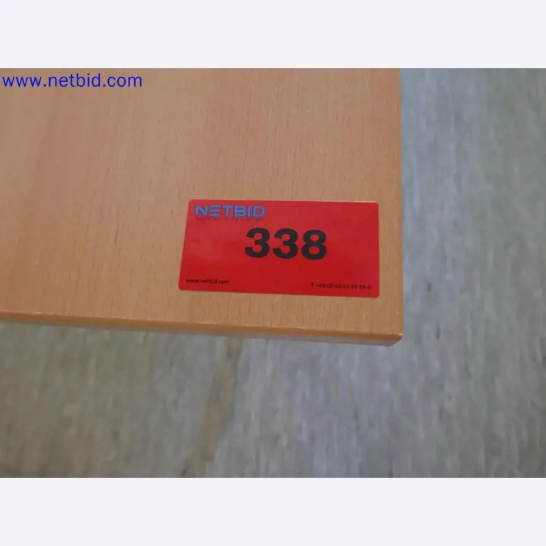 Medyczne urządzenia techniczne, wyposażenie i meble szpitalne-5