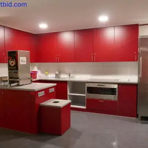 Cocina amueblada