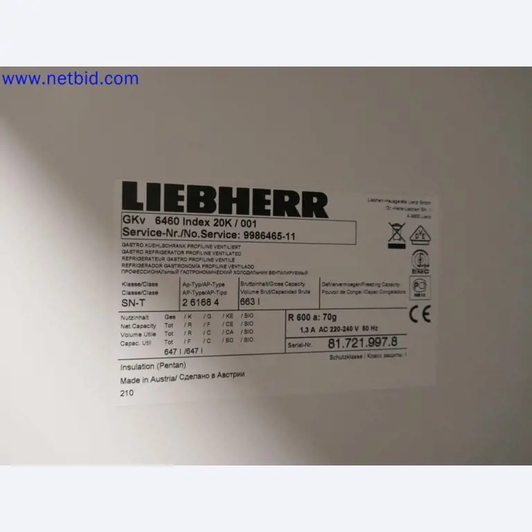 Medyczne urządzenia techniczne, wyposażenie i meble szpitalne-3