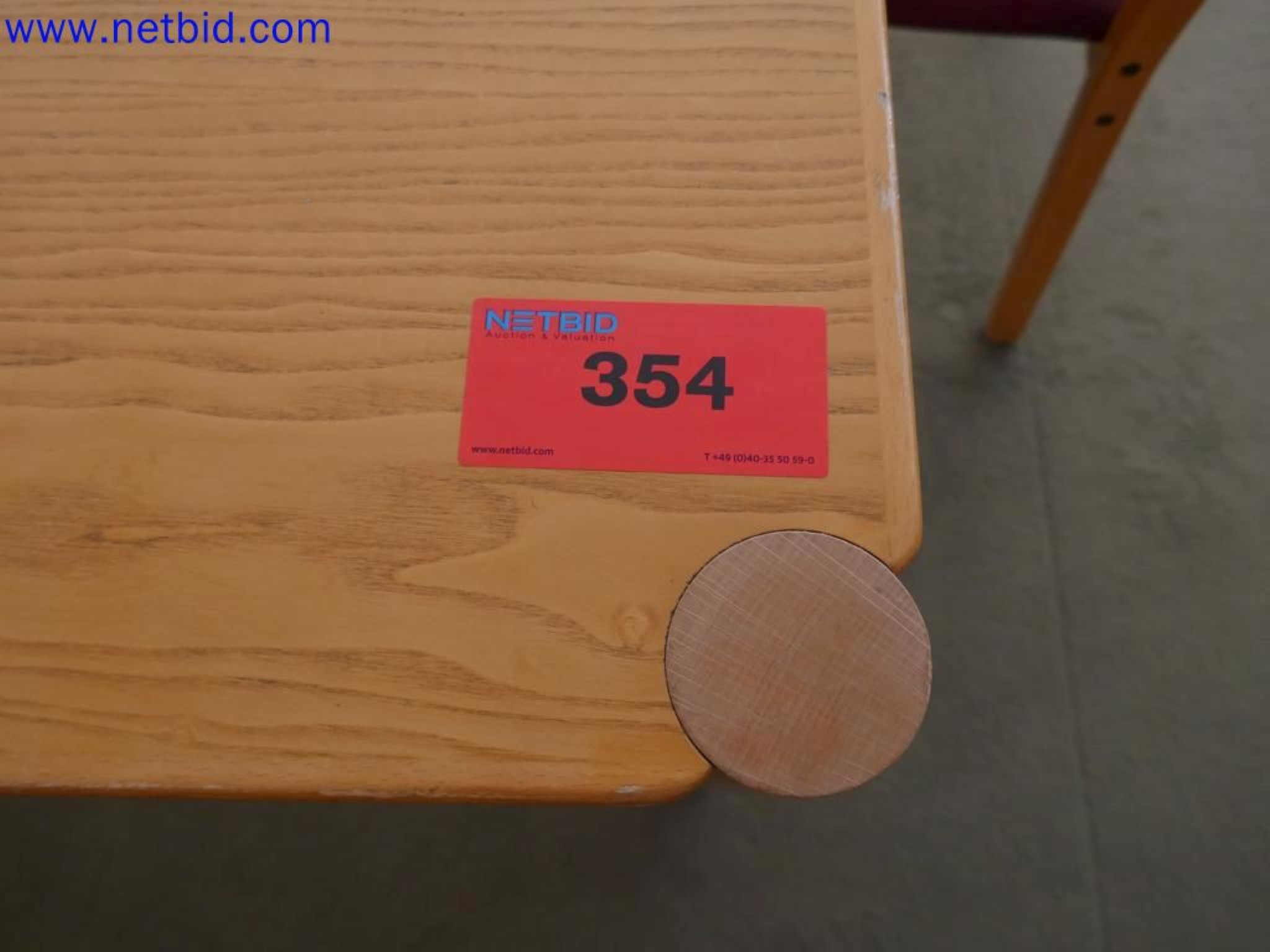 Medyczne urządzenia techniczne, wyposażenie i meble szpitalne-5