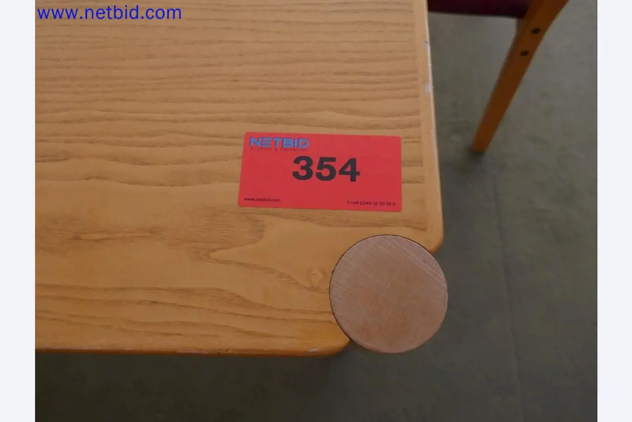 Medyczne urządzenia techniczne, wyposażenie i meble szpitalne-5