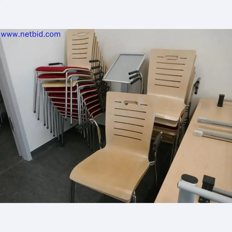 Medyczne urządzenia techniczne, wyposażenie i meble szpitalne-4