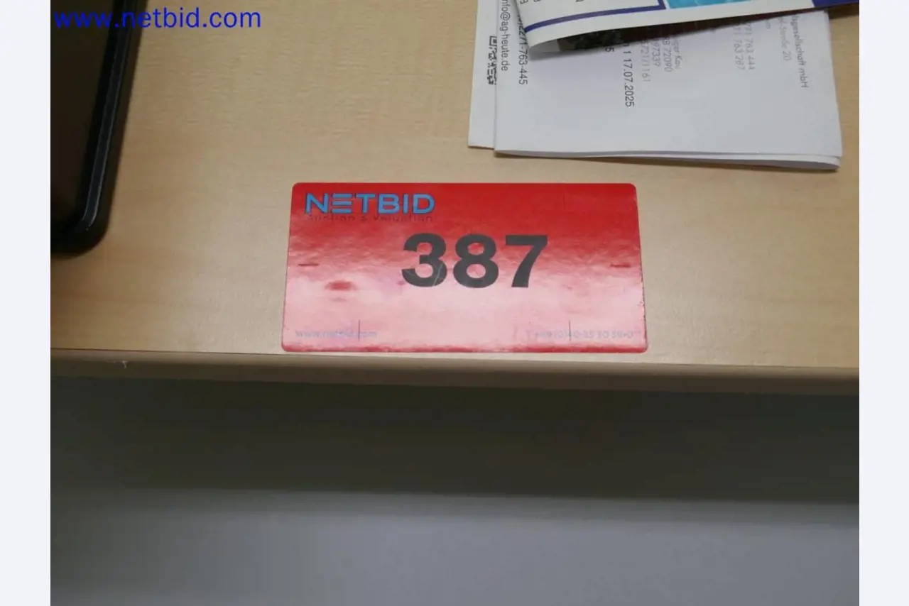 Dispositivos técnicos médicos, equipos y mobiliario de un hospital-5