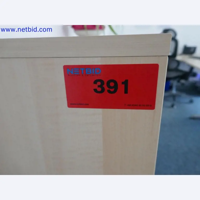 Dispositivos técnicos médicos, equipos y mobiliario de un hospital-11