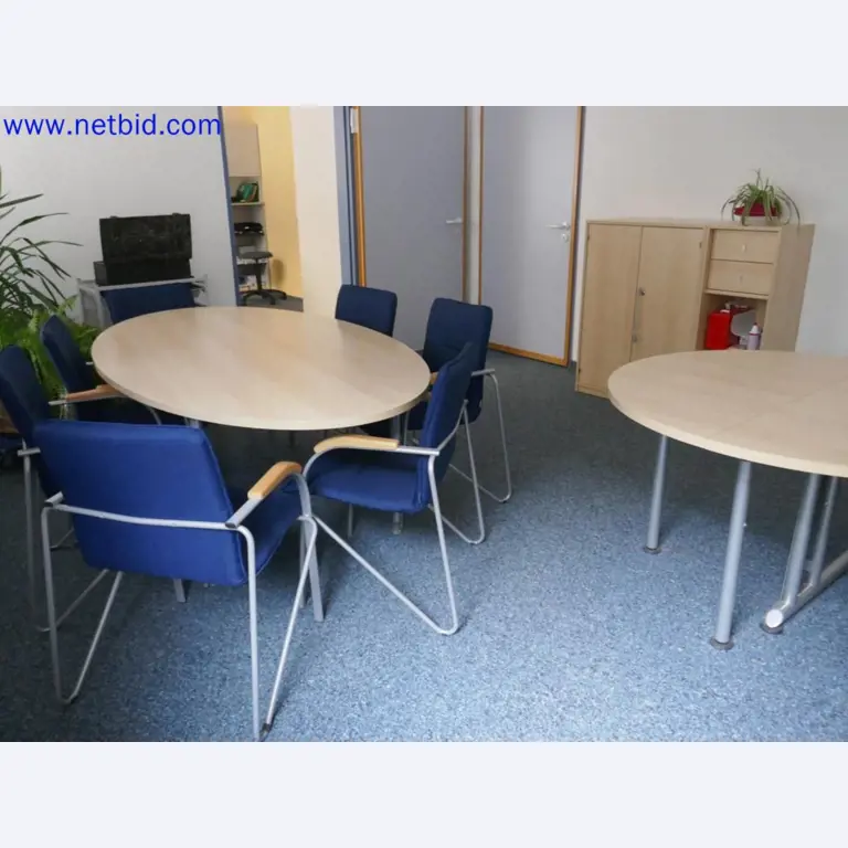 Dispositivos técnicos médicos, equipos y mobiliario de un hospital-3