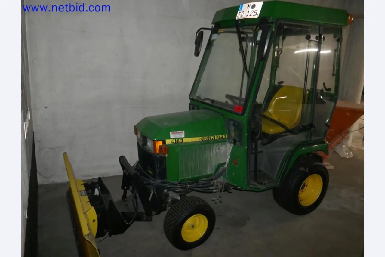 Medyczne urządzenia techniczne, wyposażenie i meble szpitalne-2