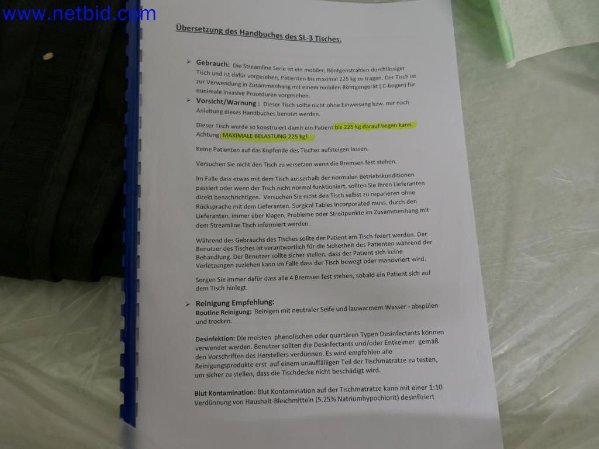 Appareils techniques médicaux, aménagement et mobilier d'un hôpital-1