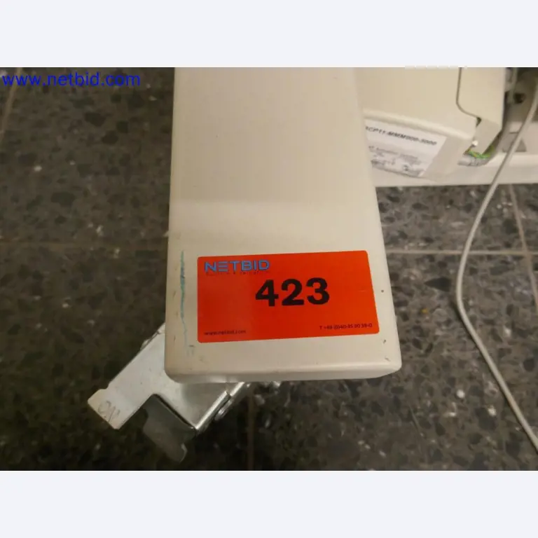 Appareils techniques médicaux, aménagement et mobilier d'un hôpital-7