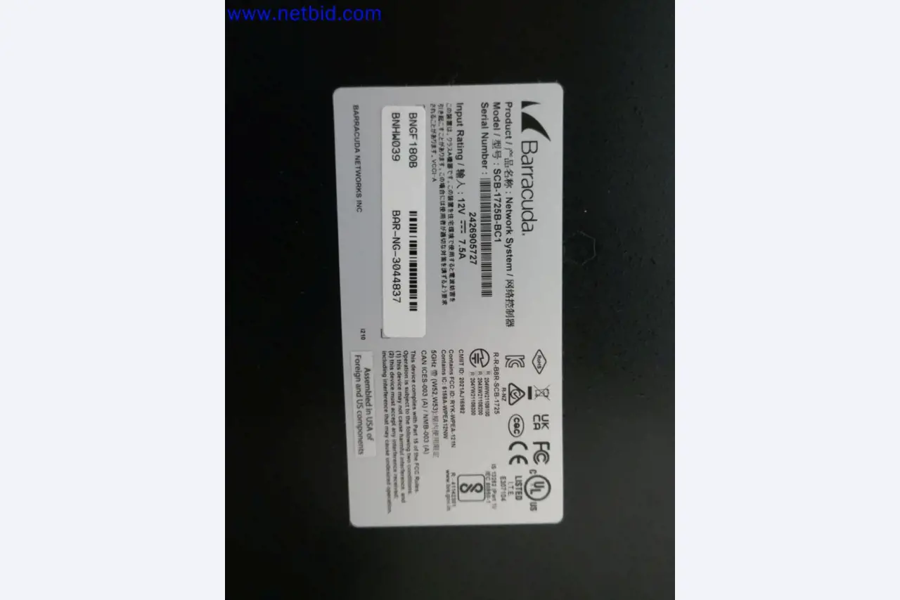 Medyczne urządzenia techniczne, wyposażenie i meble szpitalne-3