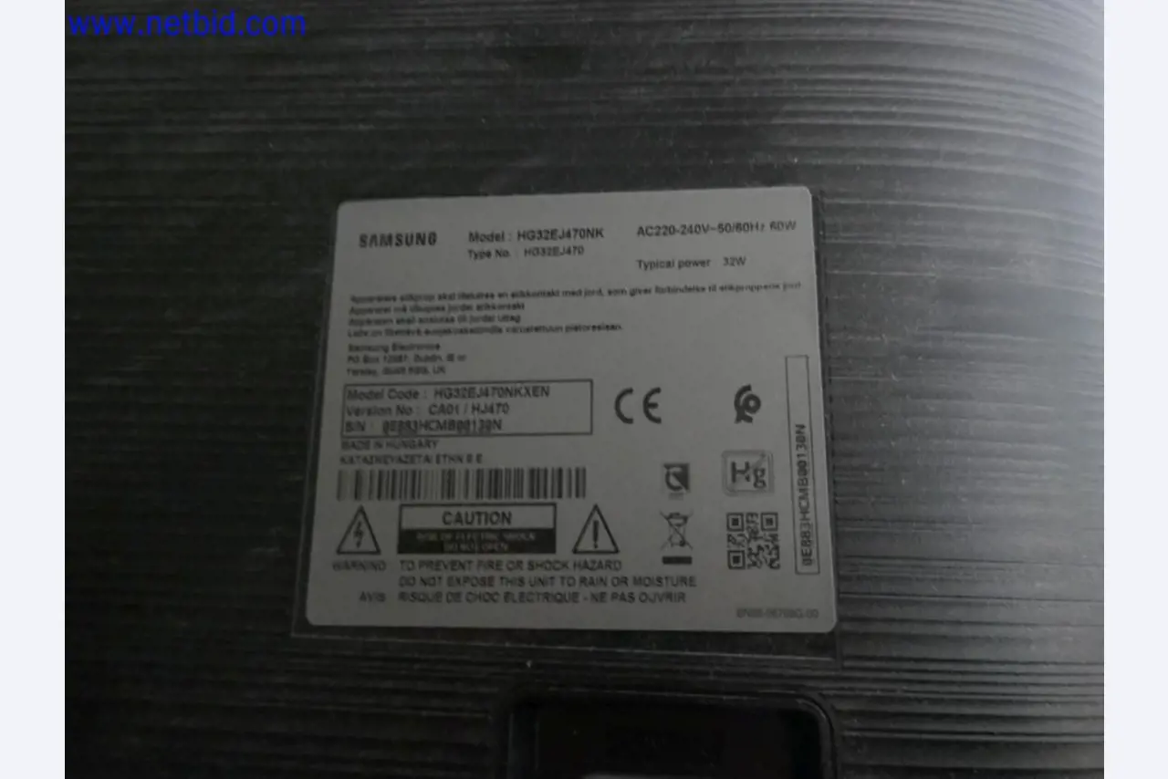 Medizinisch technische Geräte, Einrichtung und Mobiliar eines Krankenhauses-2