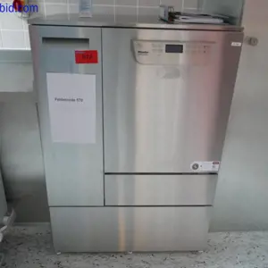 Máquina de desinfección Miele GG05/PG8582CD